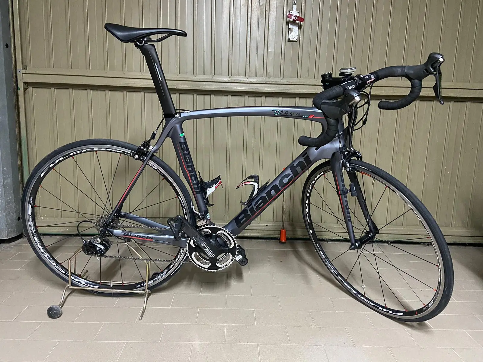 Bianchi Oltre XR2 used in 59 cm | buycycle