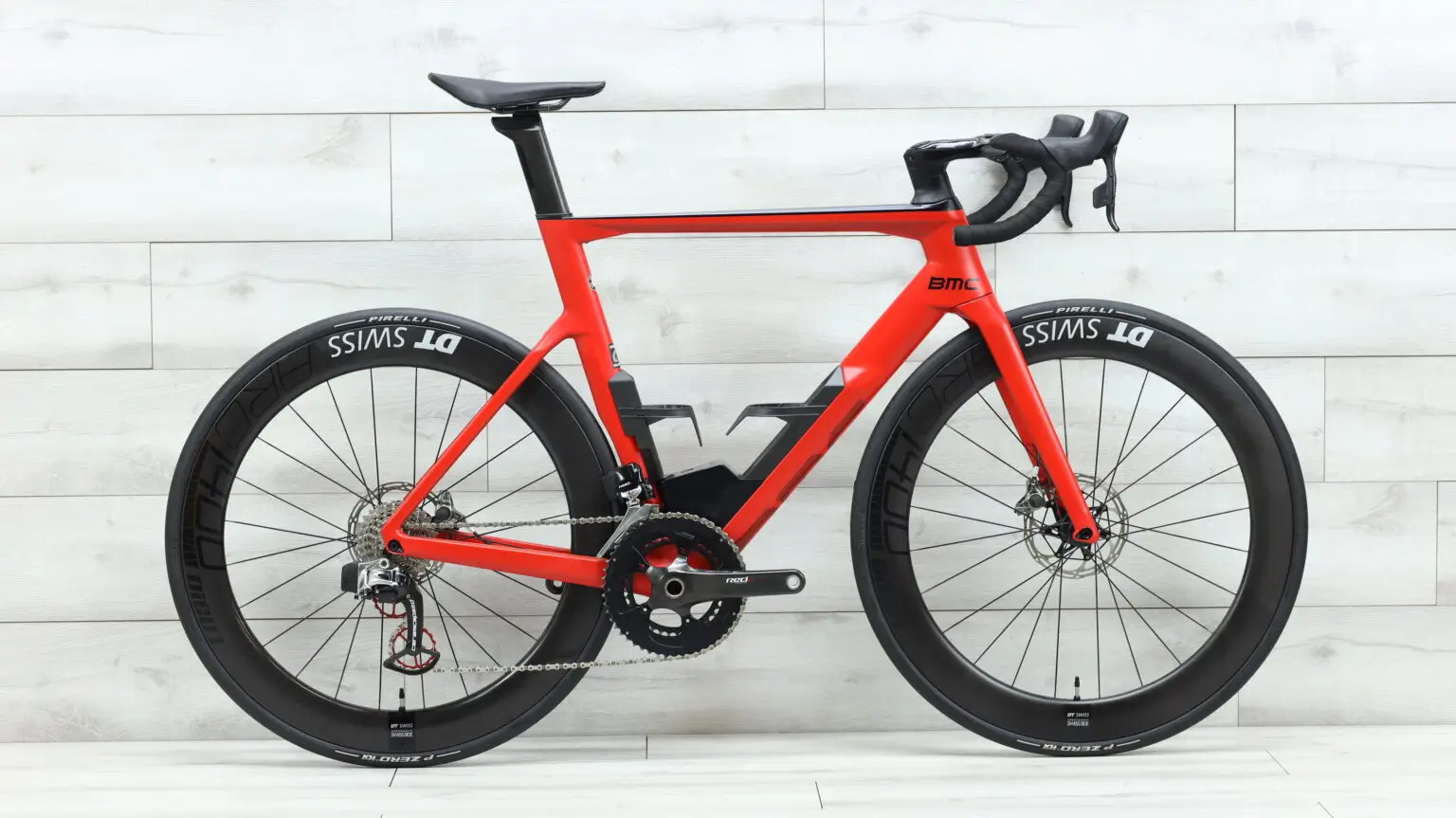 BMC TIMEMACHINE ROAD 01 TWO used in 56 cm | buycycle