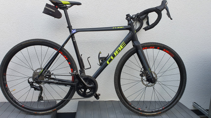 cube cross race geometry