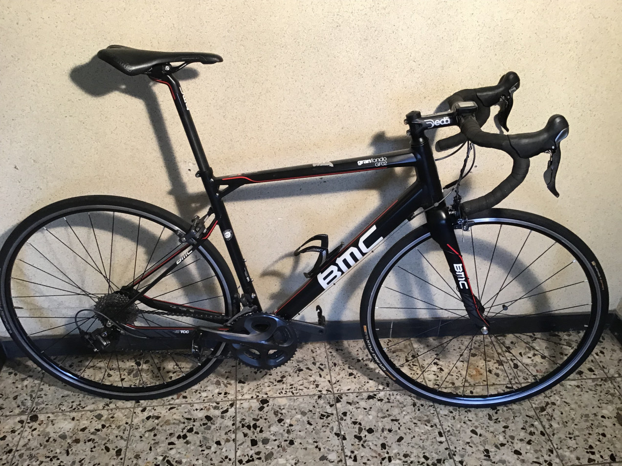 BMC granfondo GF02 used in 54 cm | buycycle