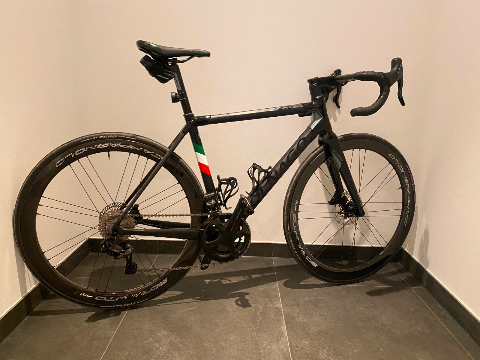 colnago c64 disc 2022