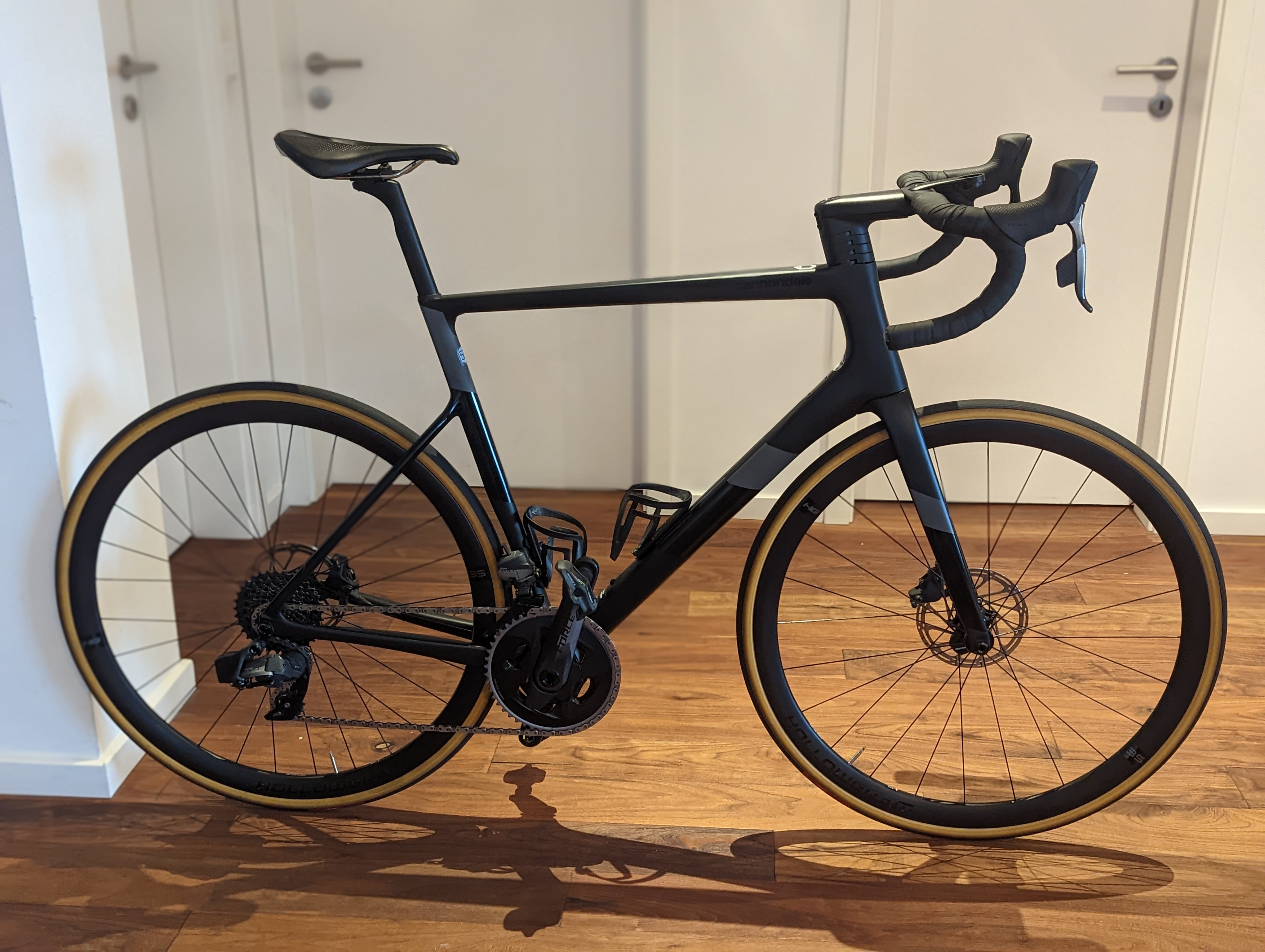 Cannondale SuperSix EVO Carbon Disc Force eTap AXS used in 58 cm |