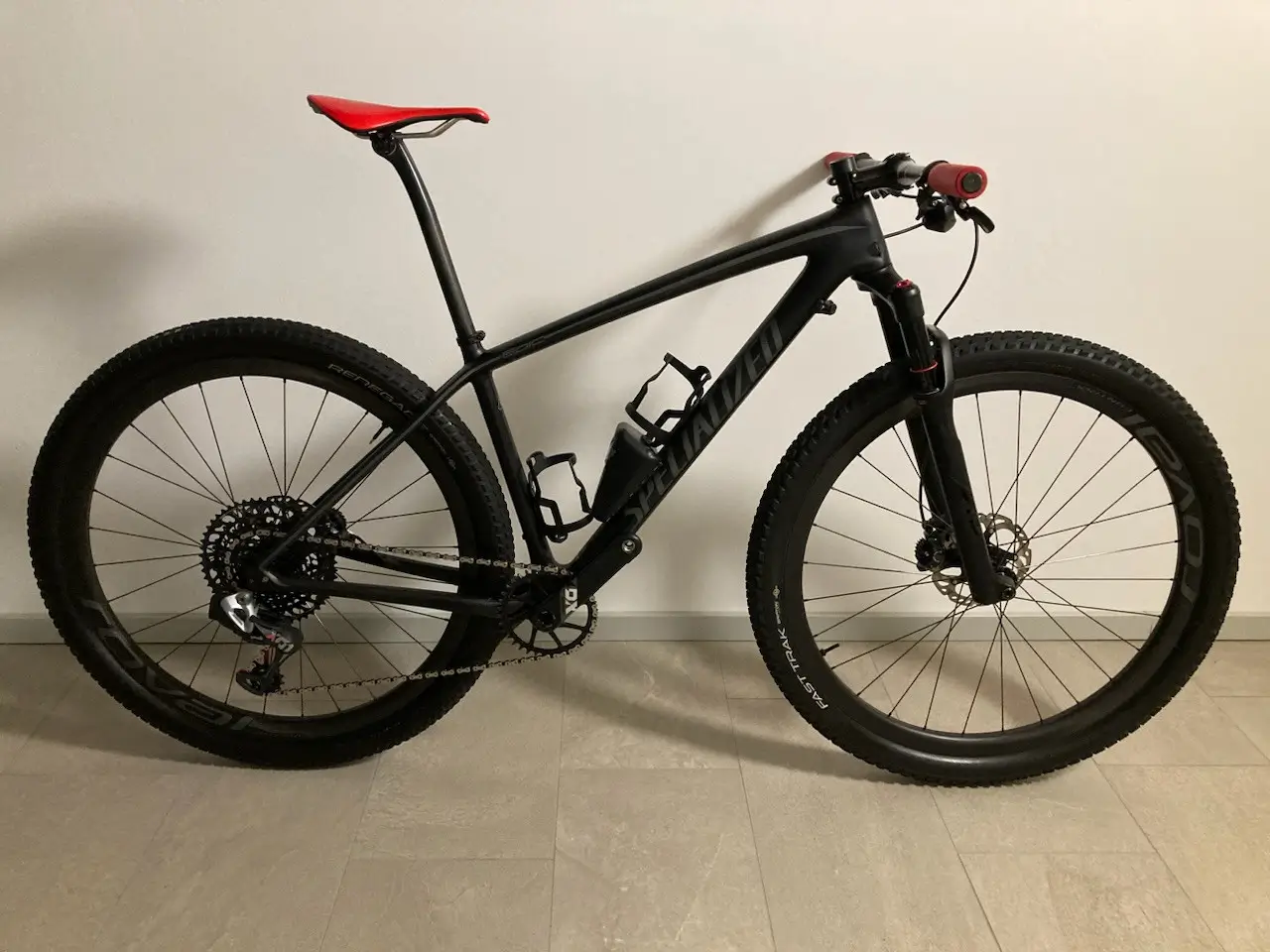 Specialized Epic Hardtail Pro Carbon World Cup used in m | buycycle