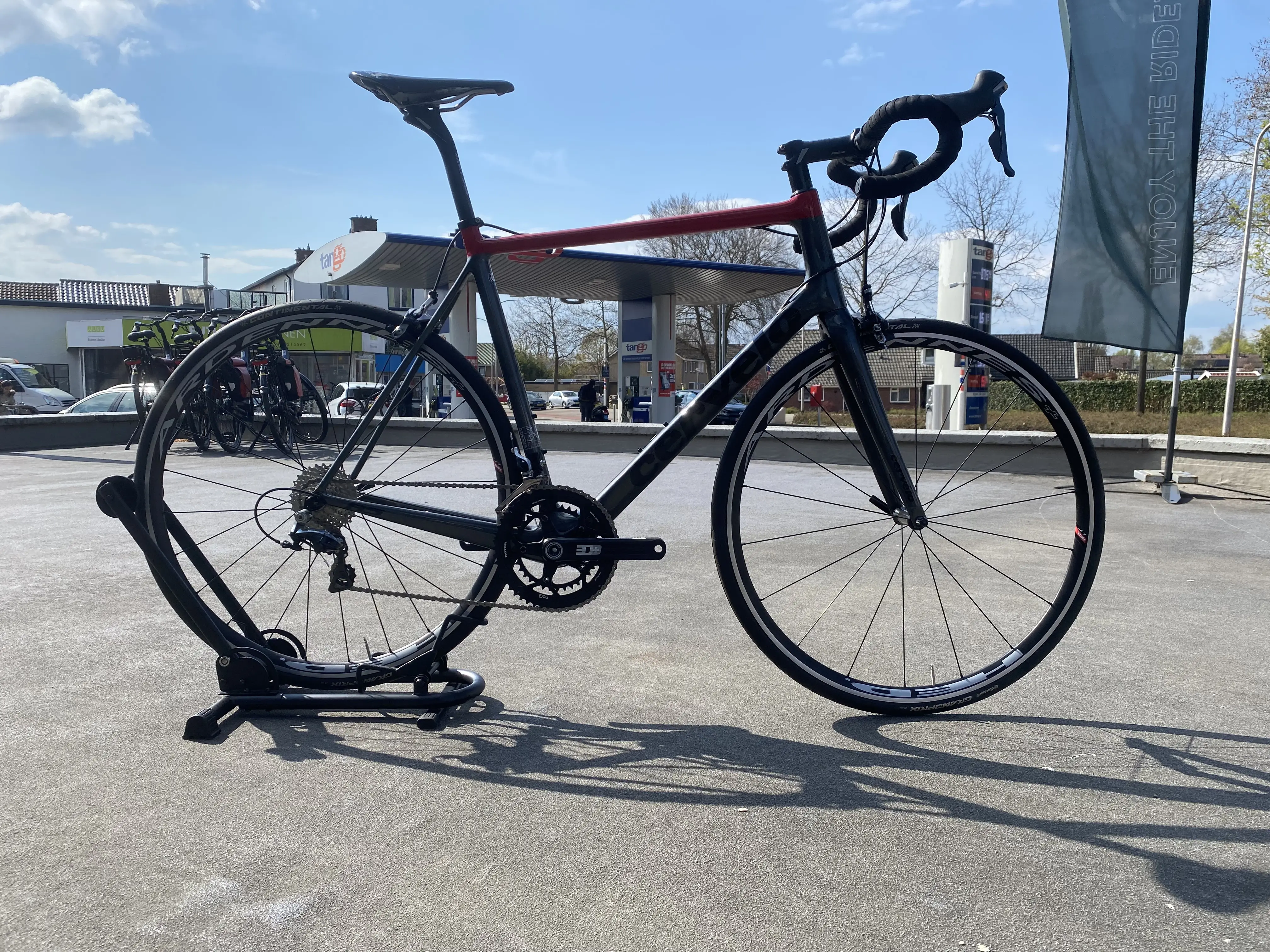 Cervélo R5 Dura-Ace 9000 used in 58 cm | buycycle