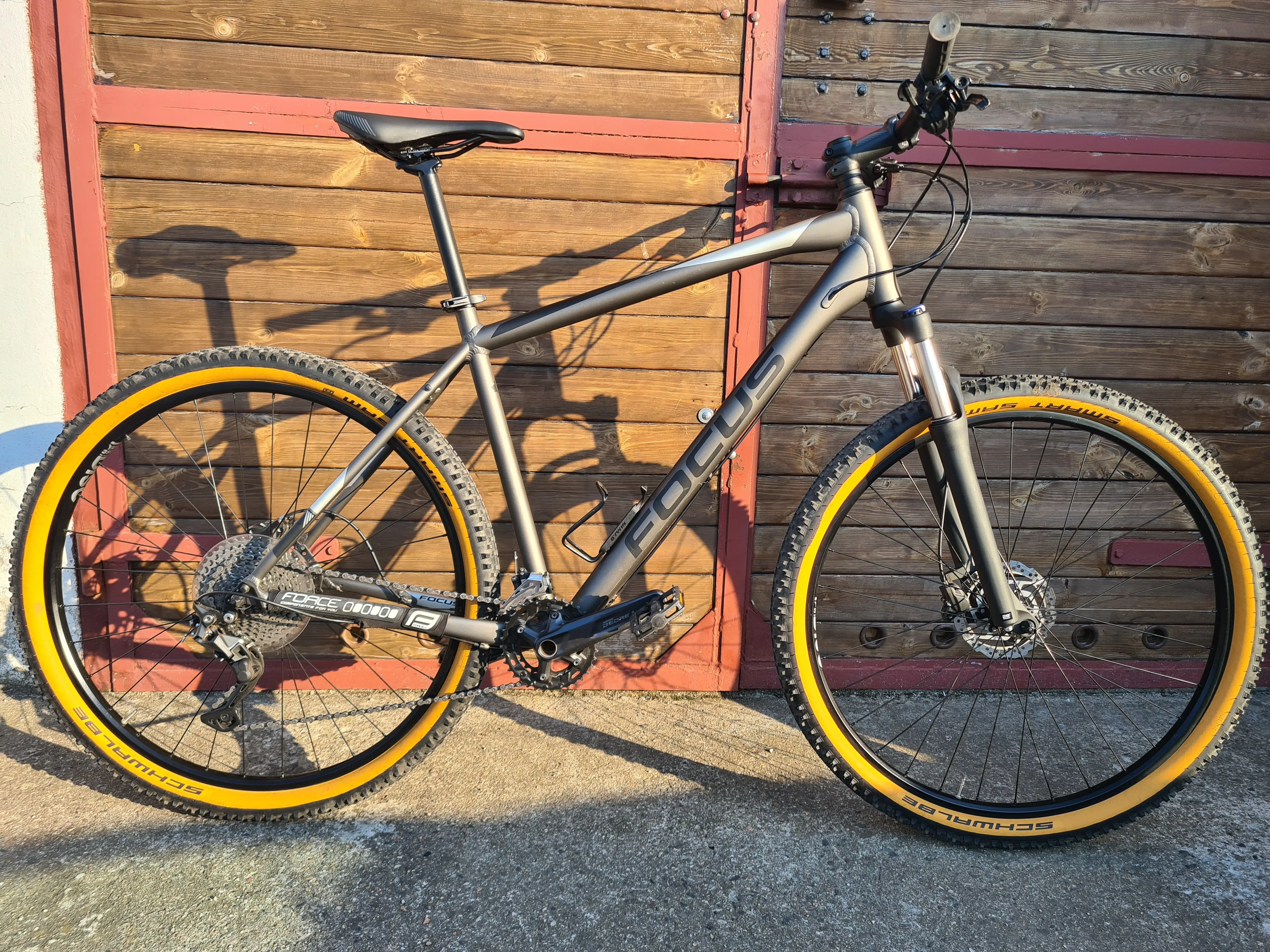 Focus WHISTLER 3.7 used in xl buycycle