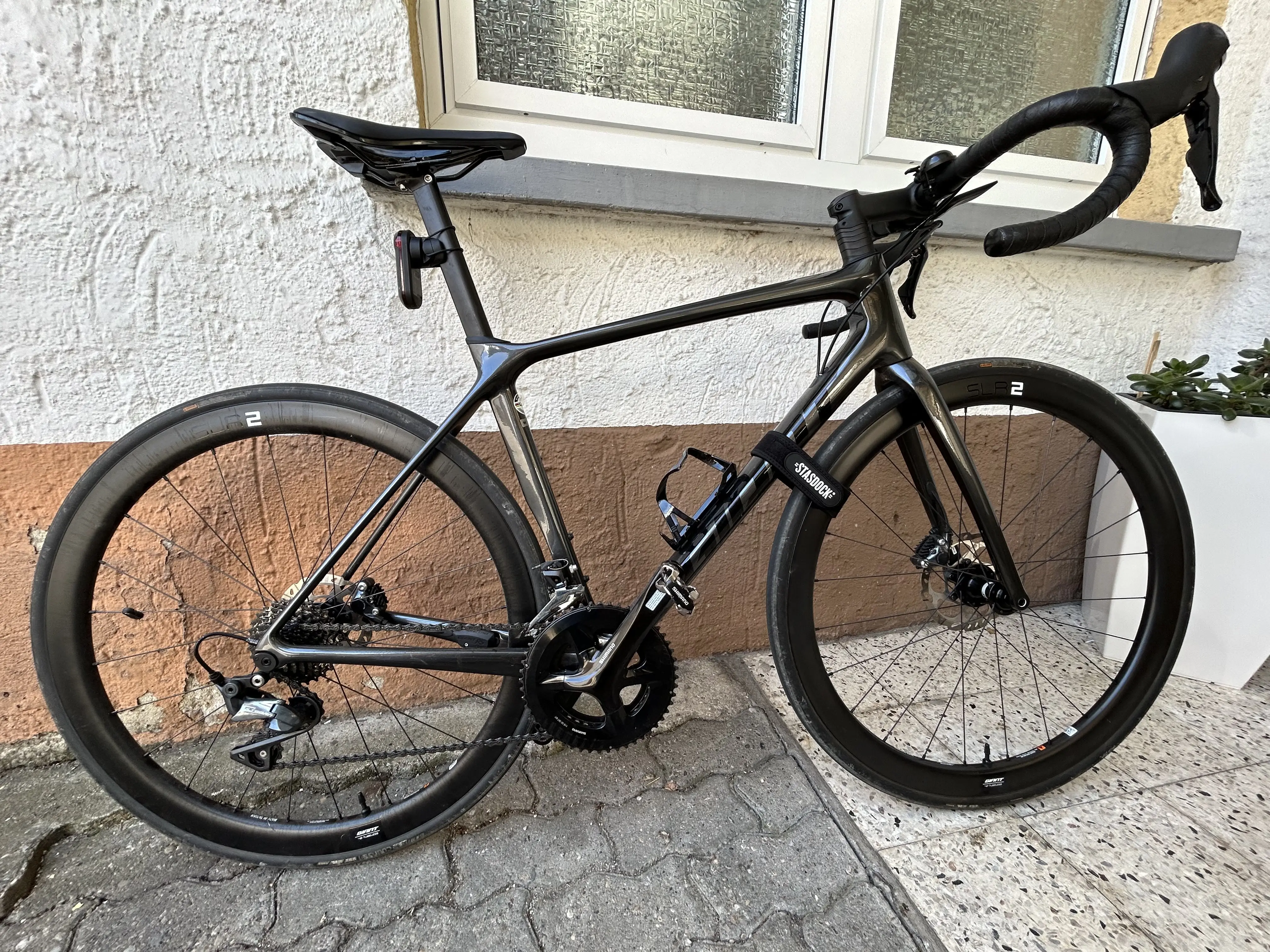 Giant TCR Advanced Disc 1 used in m | buycycle