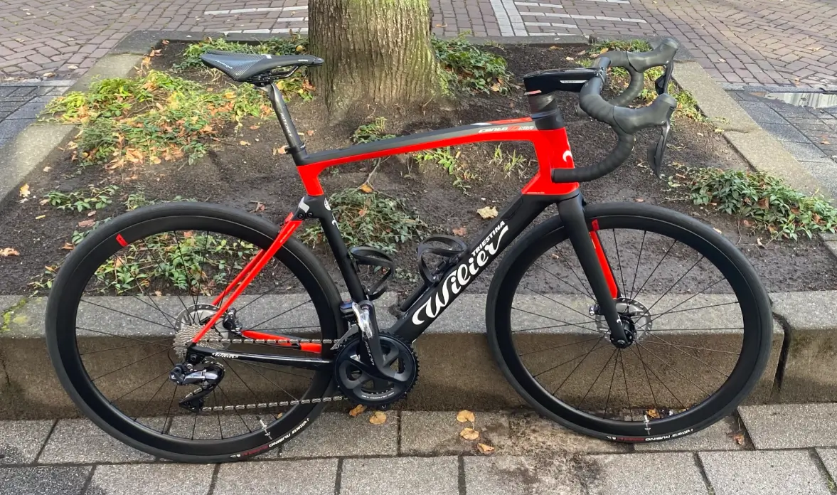 Achetez un vélo d occasion Wilier Cento10NDR SHIMANO ULTEGRA DI2 R8070 en xl buycycle