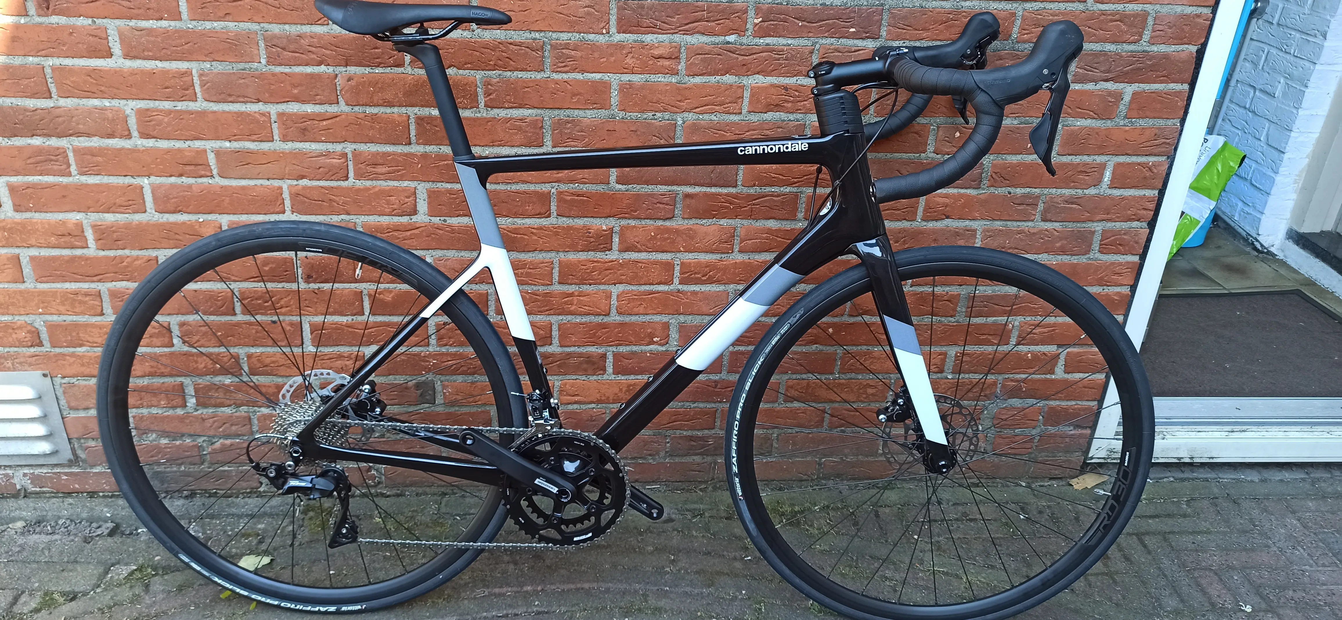 cannondale supersix evo disc 105 2021