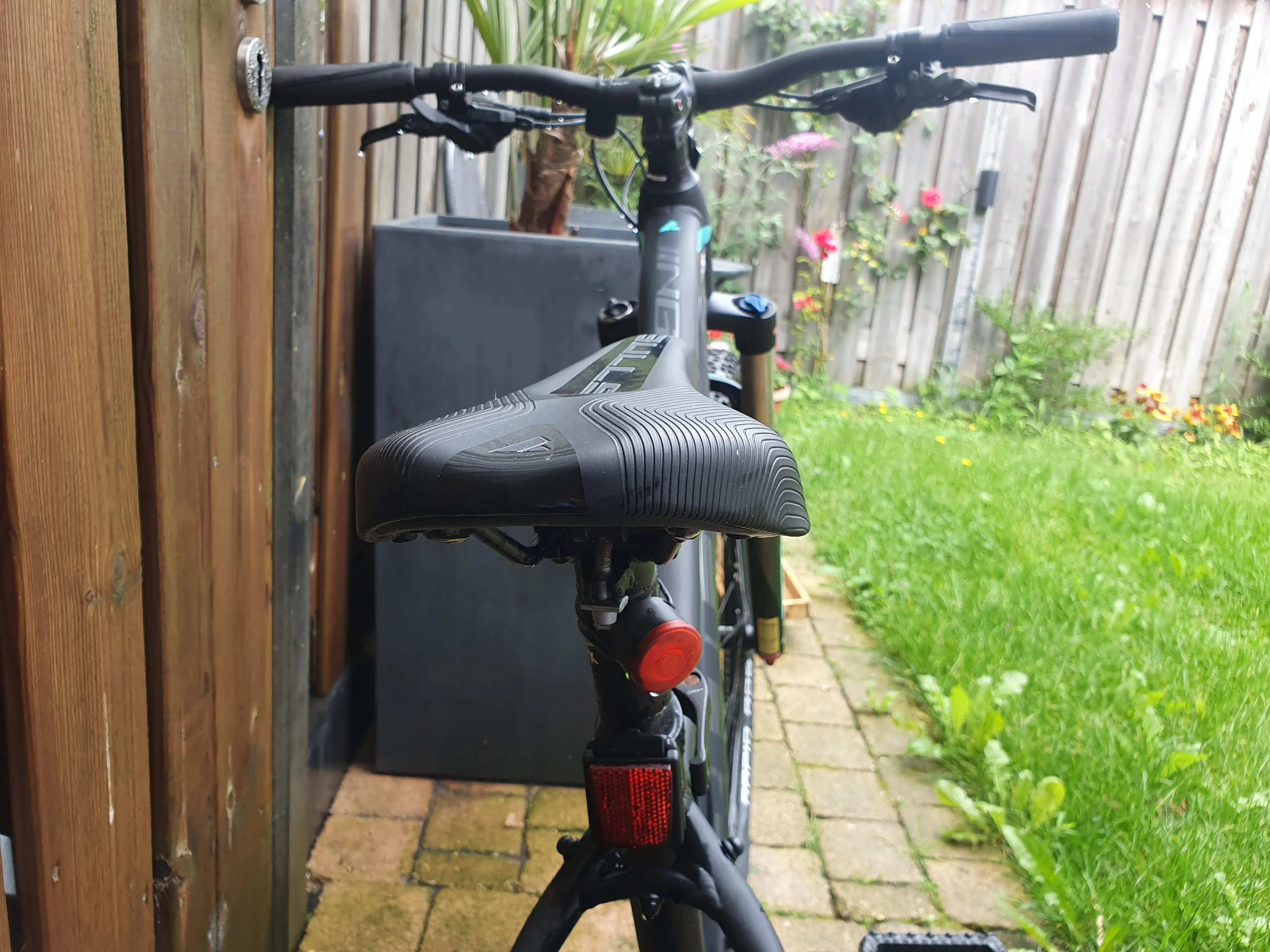 BULLS Jinga used in m buycycle