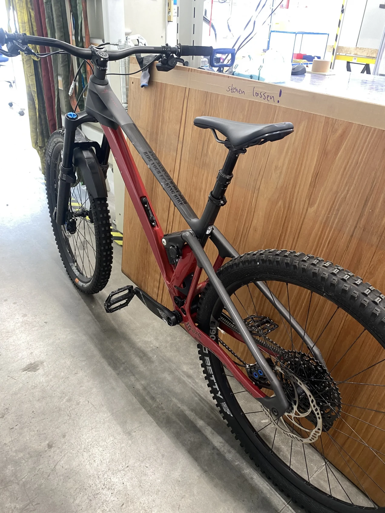 mondraker foxy carbon r 27.5