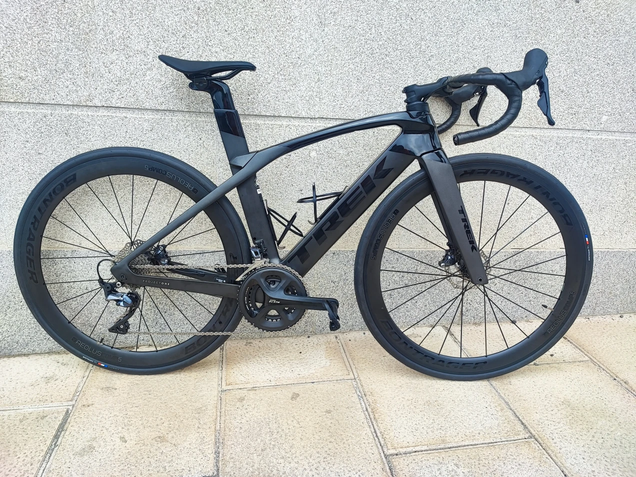 trek madone sl6 disc review