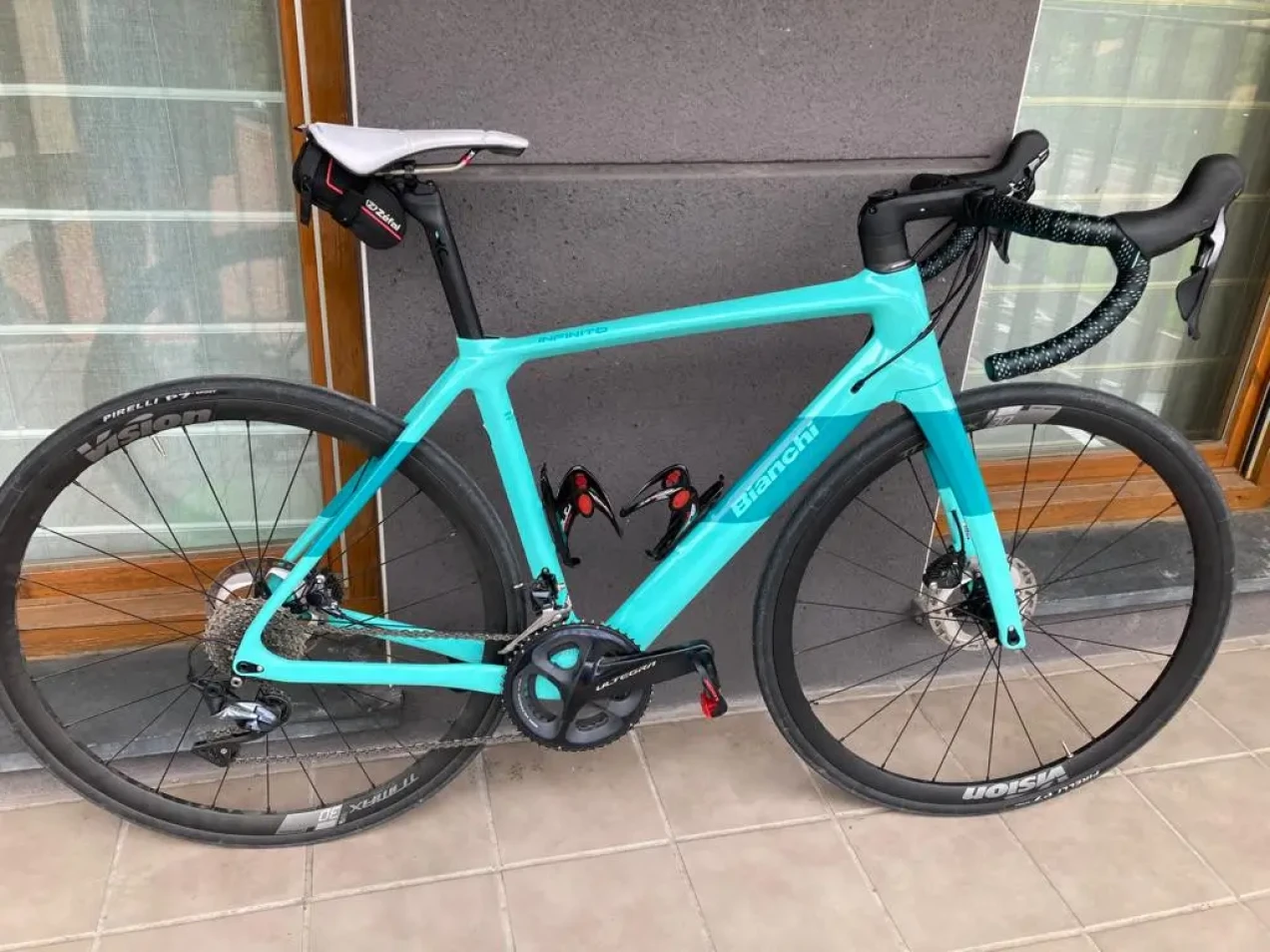 bianchi infinito cv disc ultegra di2