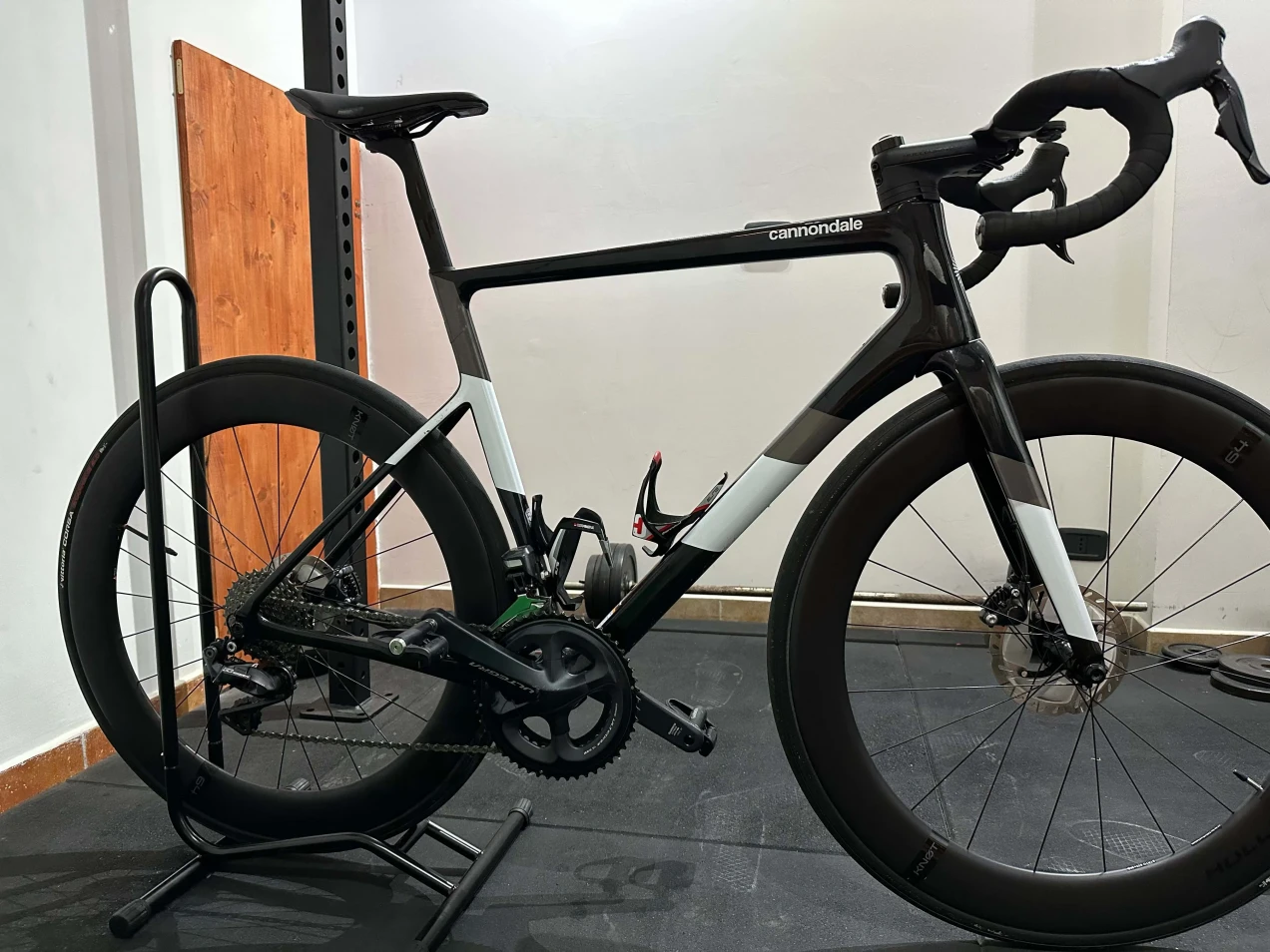 Cannondale SuperSix EVO Carbon Disc 105 Di2 used in 56 cm | buycycle