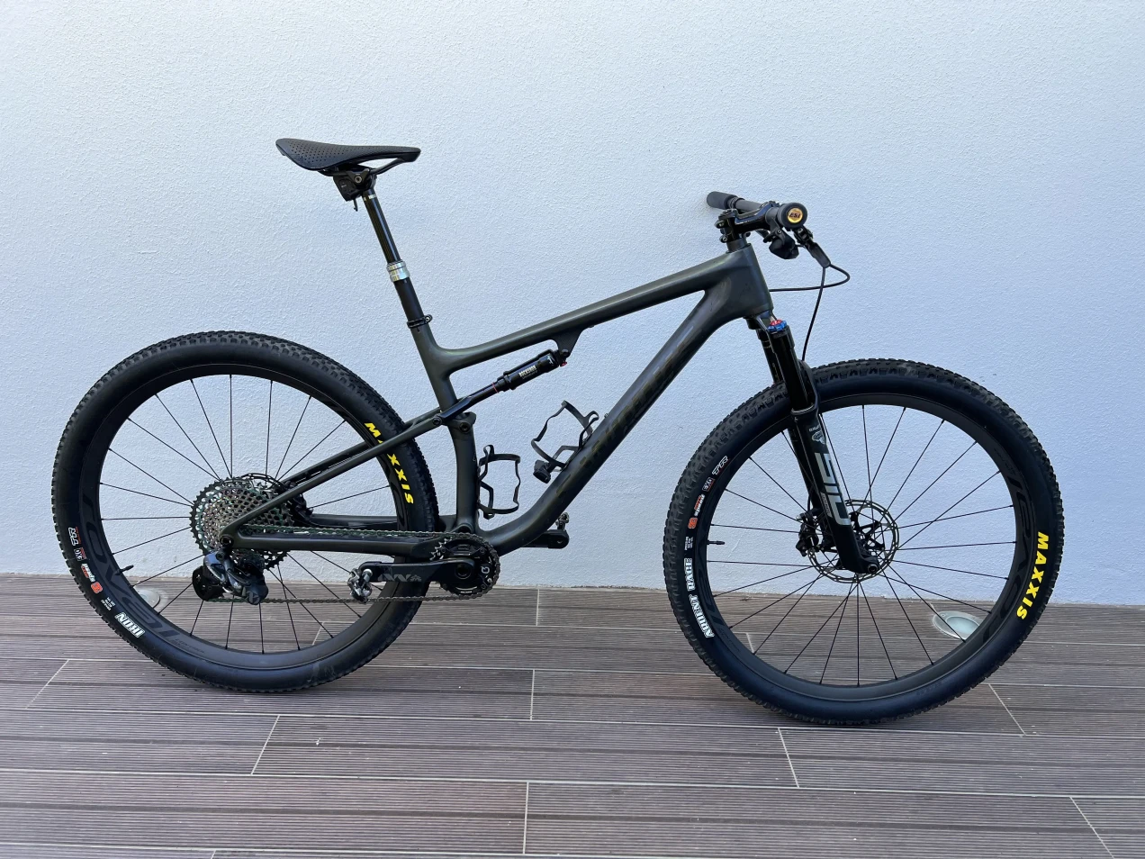 Specialized S-Works Epic used in LG | buycycle