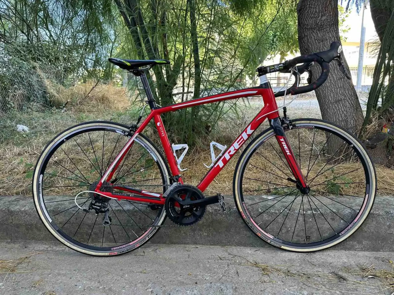 Trek Madone 2.1 H2 Compact used in L | buycycle