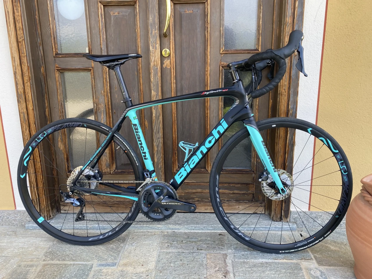 Bianchi Infinito CV Disc Road Bike Frameset - Bike