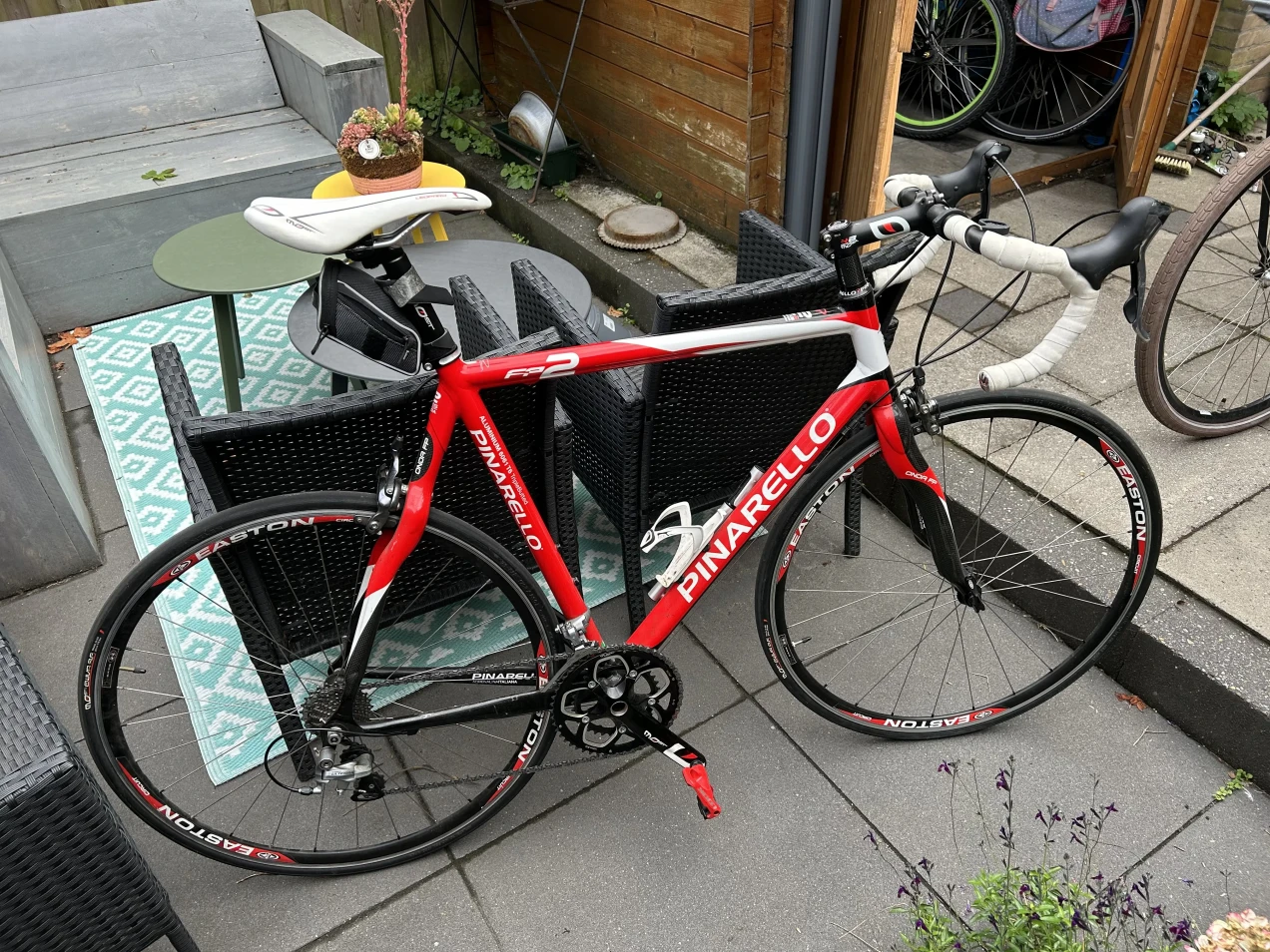 Pinarello FP2 used in 56 cm | buycycle