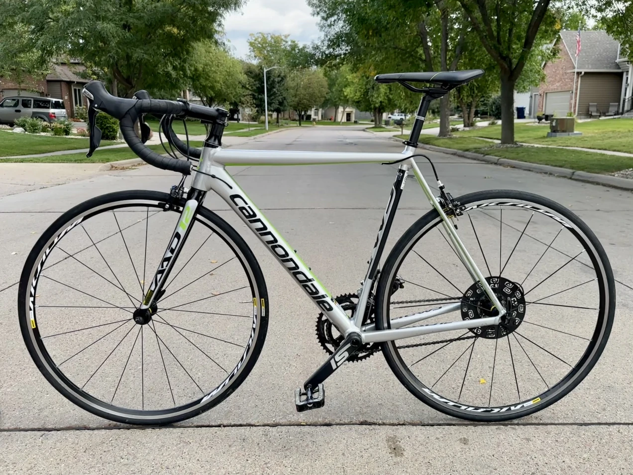 Cannondale CAAD12 105 used in 52 cm | buycycle