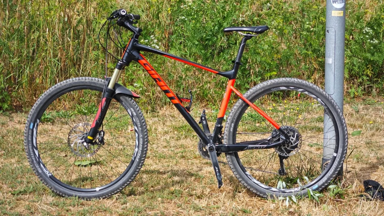 2017 giant fathom 2 29er