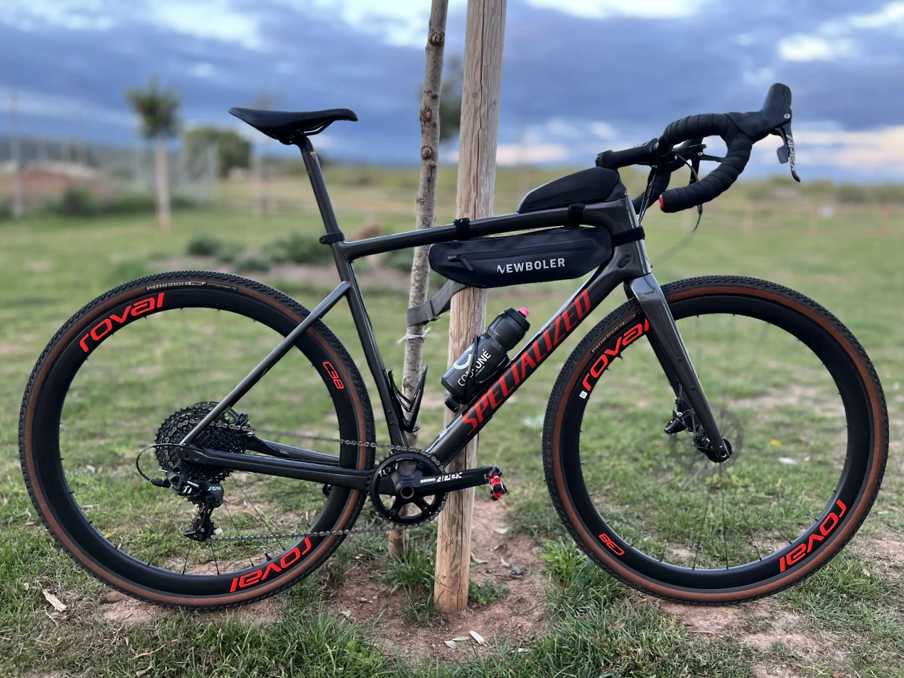 specialized diverge carbon base