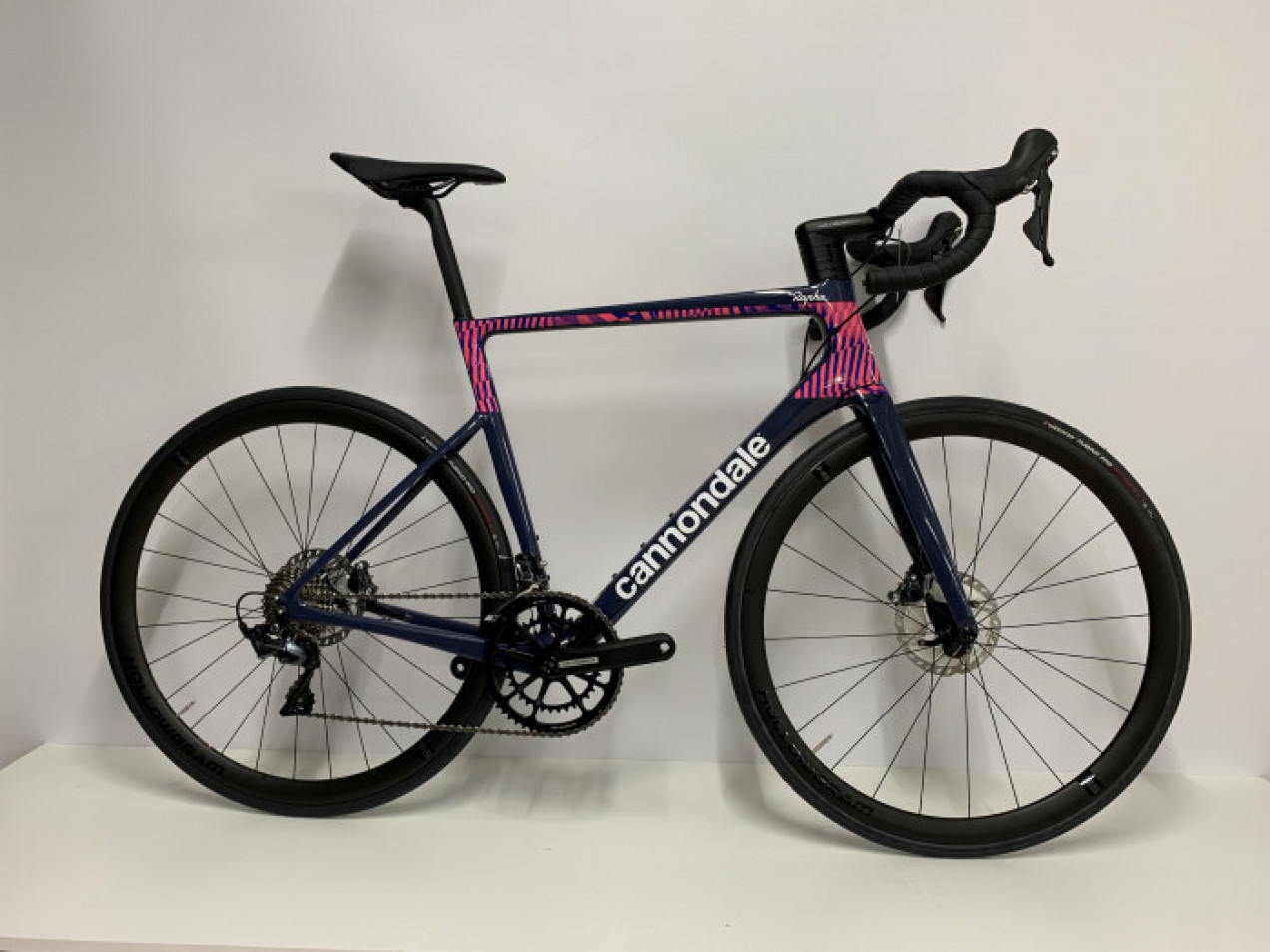 cannondale supersix hi mod disc ultegra 2020 road bike