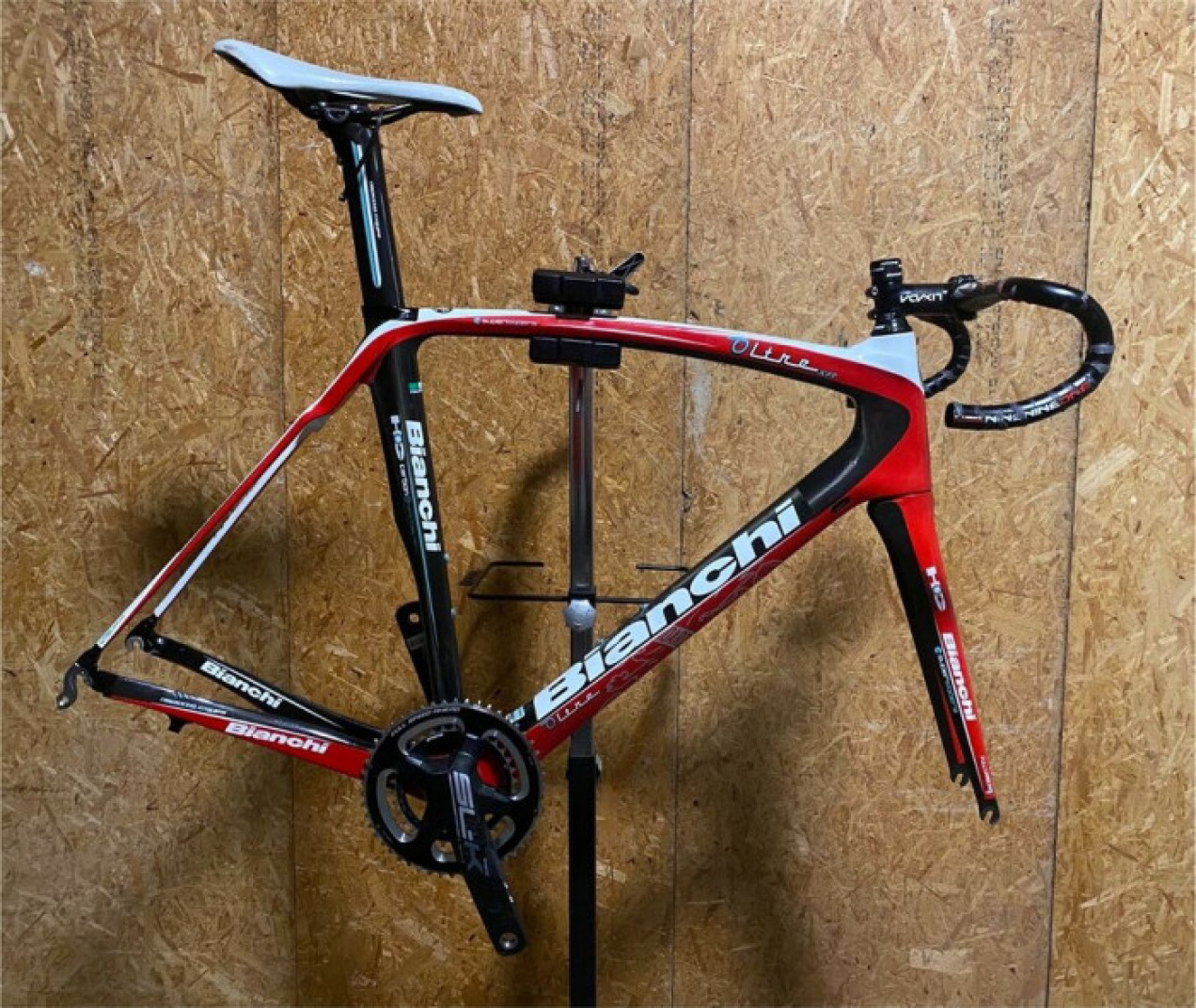 Bianchi Oltre XR Mechanical Frameset used in 59 cm buycycle