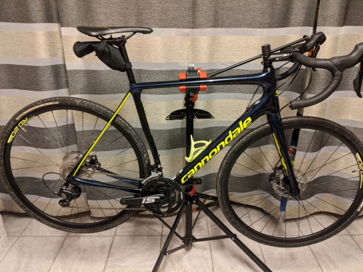 cannondale synapse carbon disc 105 for sale