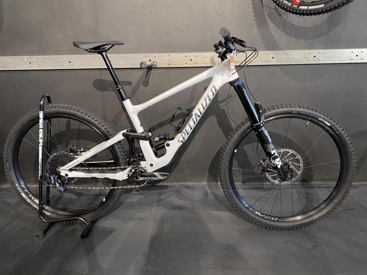 Specialized Enduro Expert used in l | buycycle