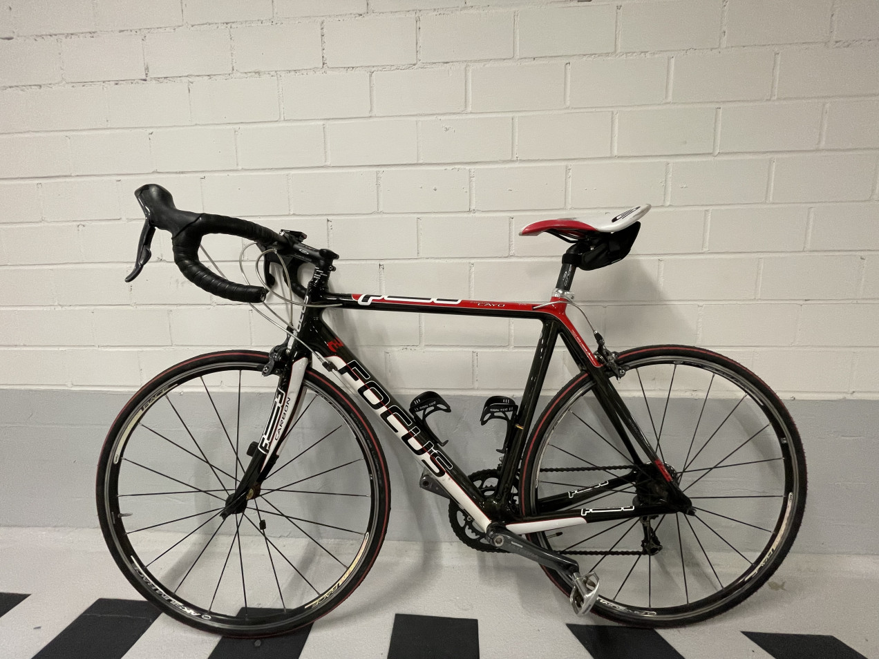 Focus Cayo Ultegra used in 54 cm | buycycle