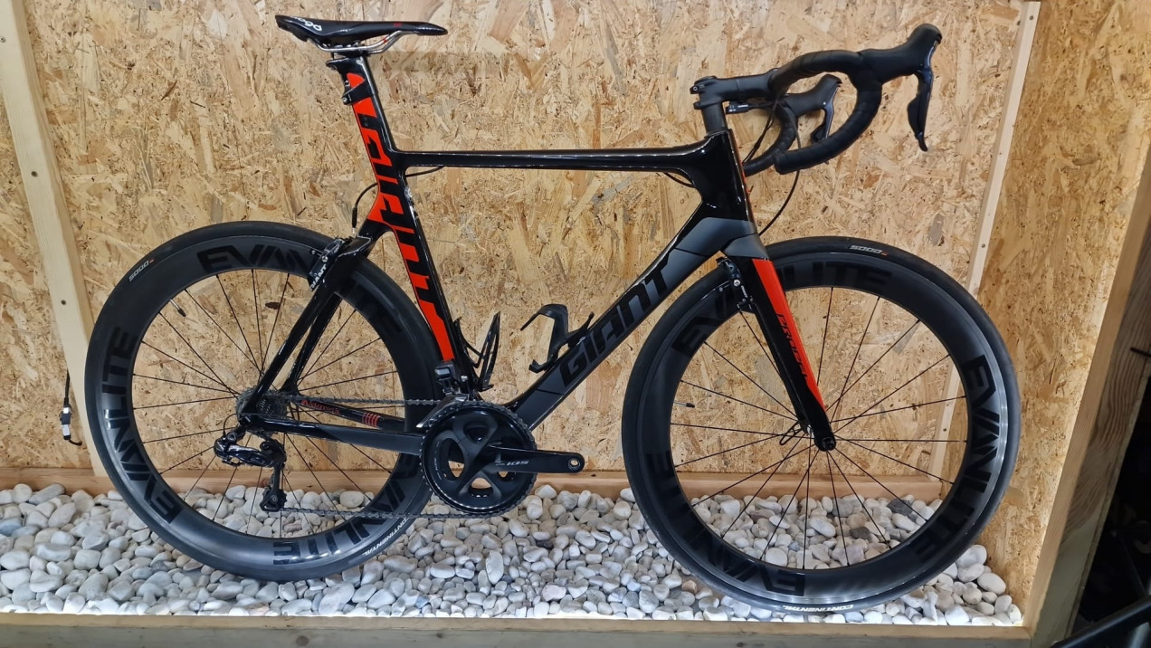 Giant Propel Advanced SL Frameset used in l | buycycle