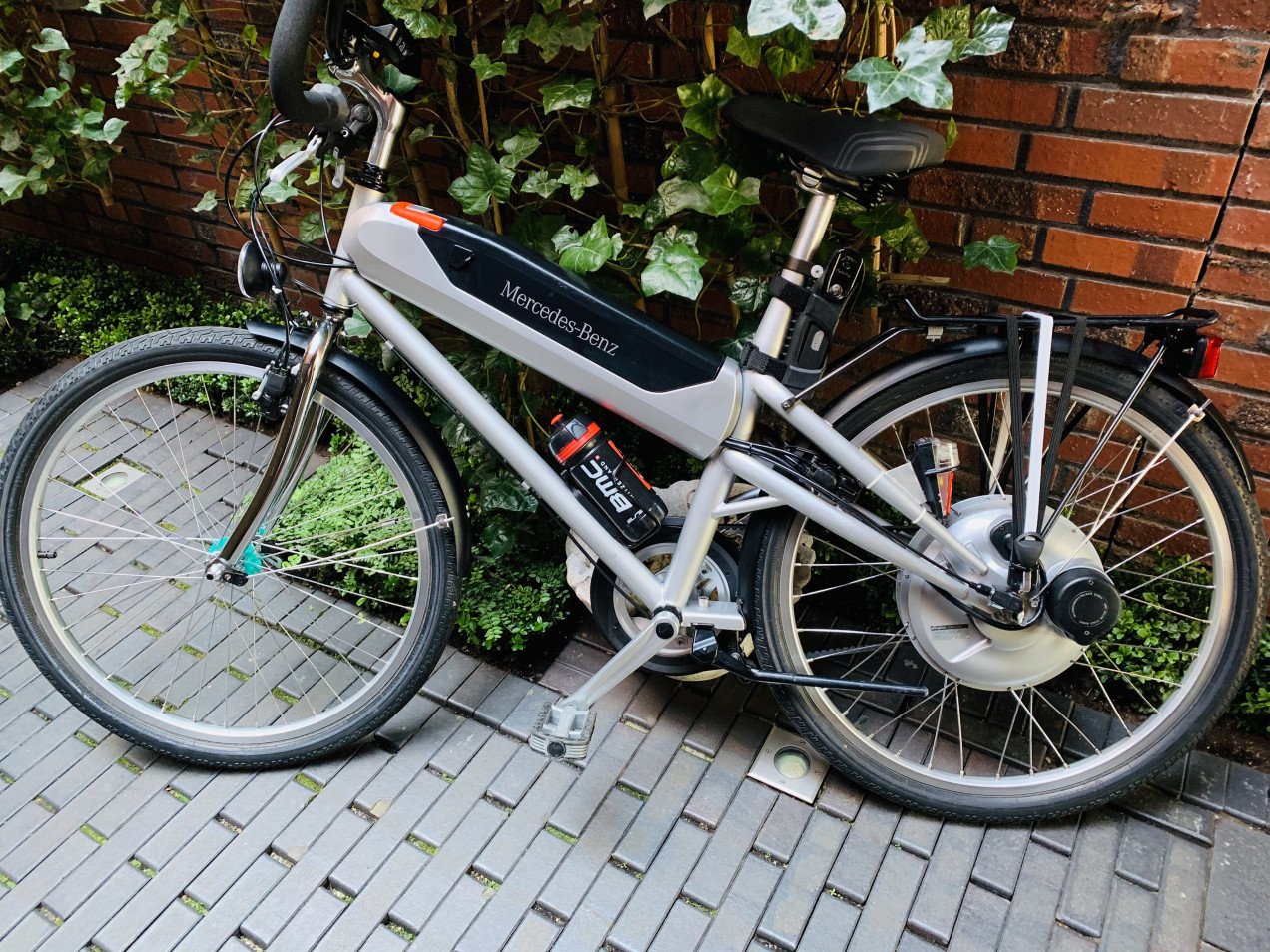 Verwoesten Bonus Van Mercedes Benz Street Bike gebruikt in xl | buycycle