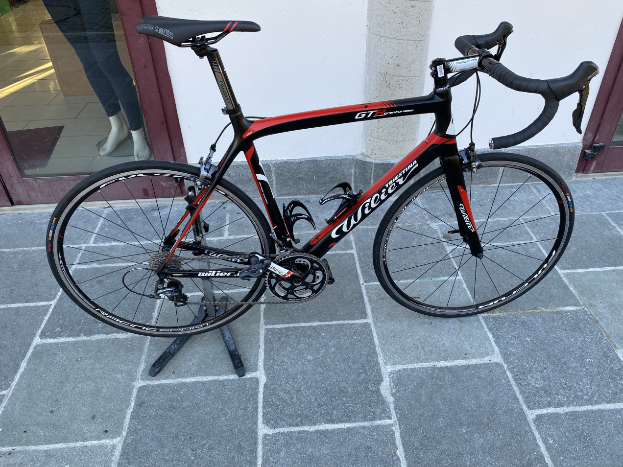 Wilier GTR Team SHIMANO ULTEGRA 8000 used in XL | buycycle