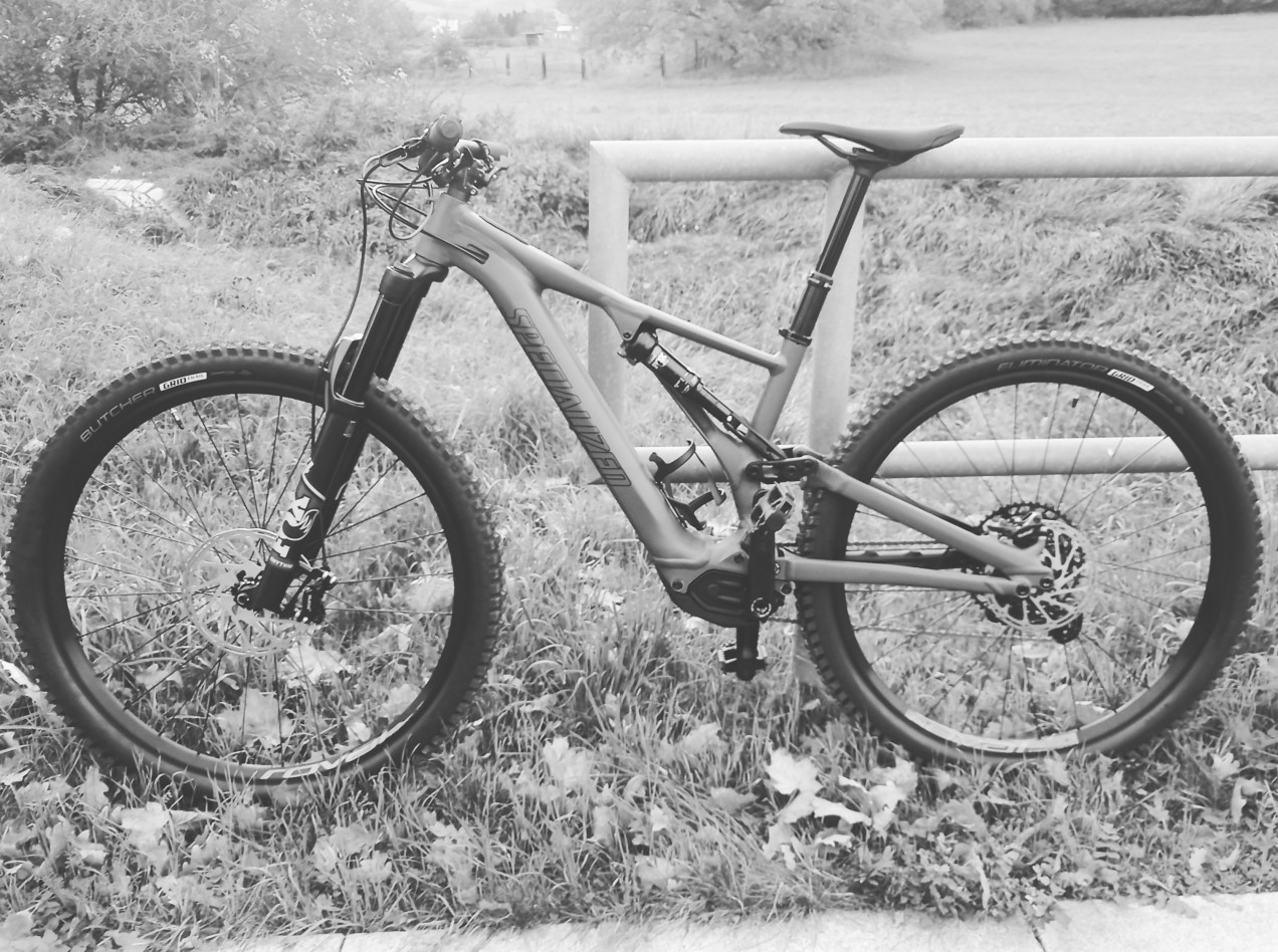 Marca Turbo Levo SL Compo usado em tamanho buycycle