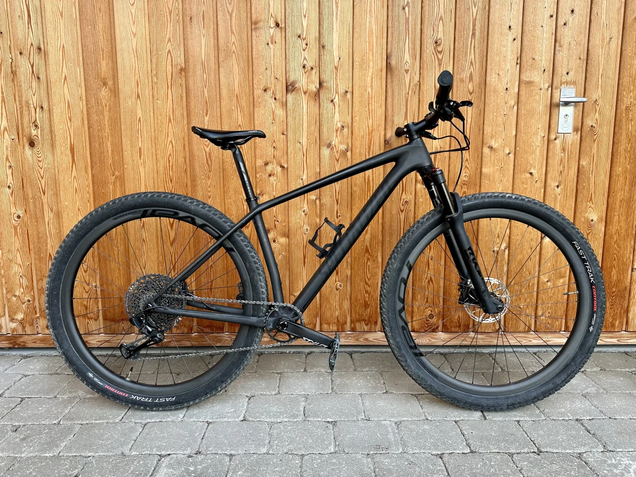 specialized epic hardtail expert 2020 review