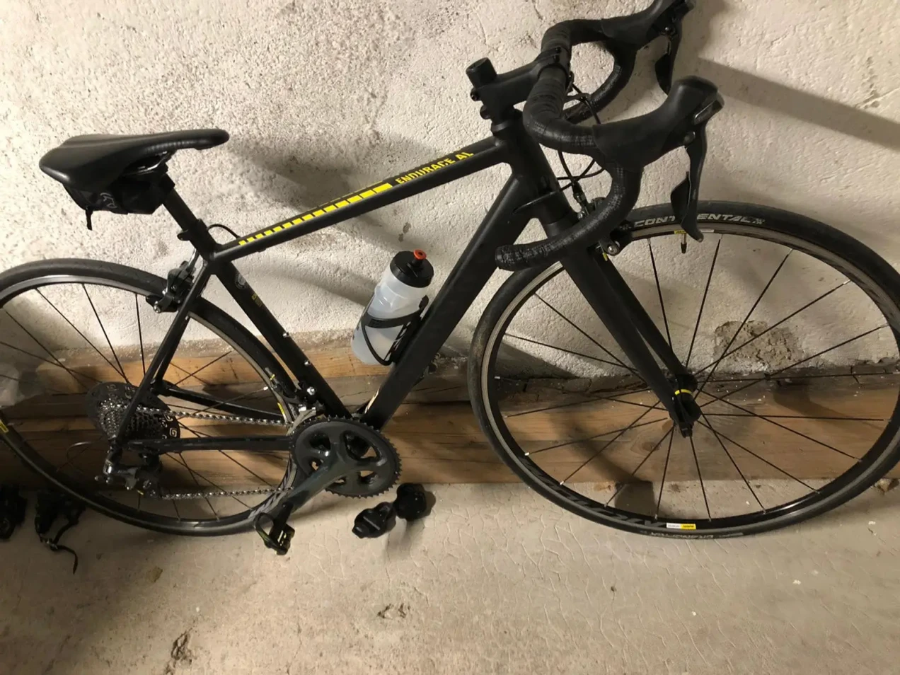 Canyon Endurace AL 7.0 used in xs | buycycle