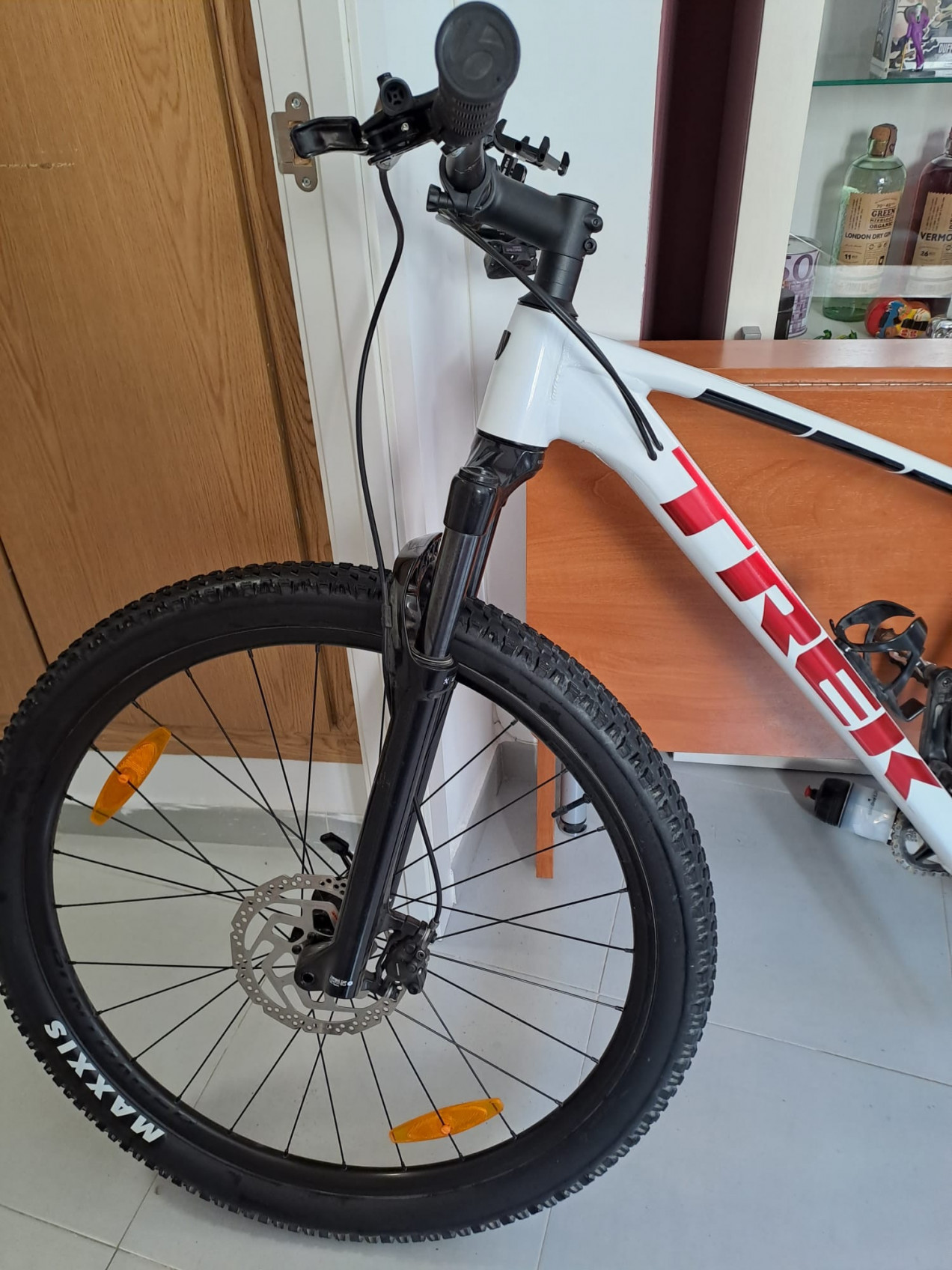 trek x caliber 8 price