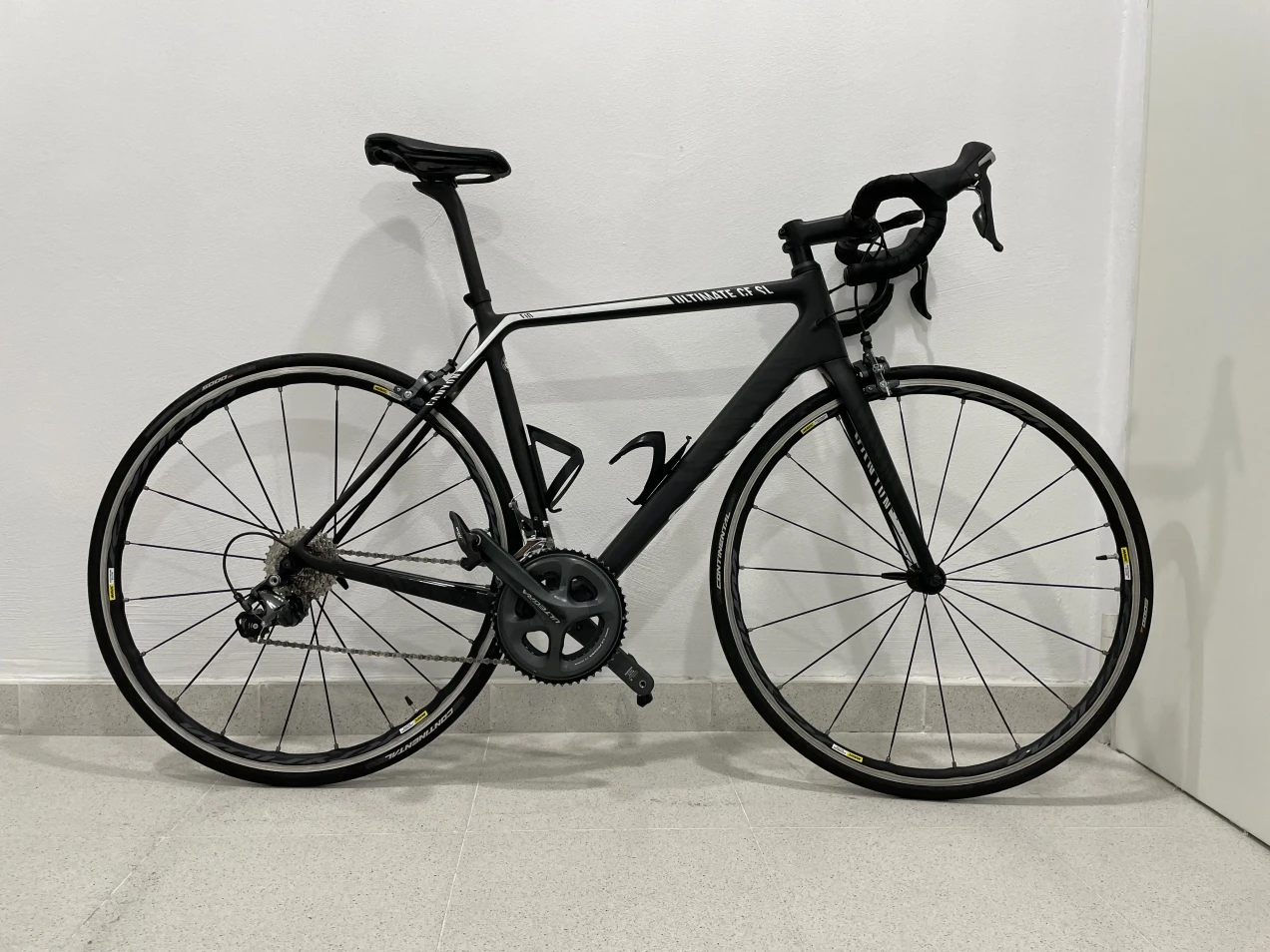 Canyon Ultimate CF SL 9.0 Aero used in M | buycycle