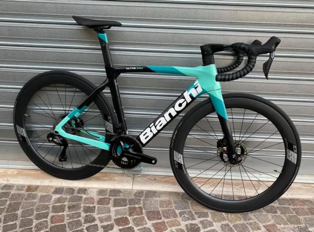 bianchi oltre xr4 disc dura ace di2