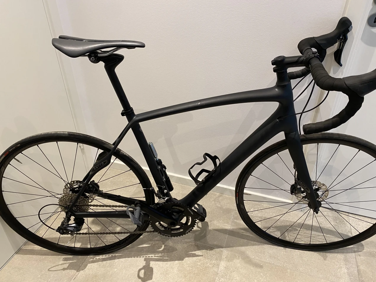 Specialized Roubaix used in 56 cm | buycycle