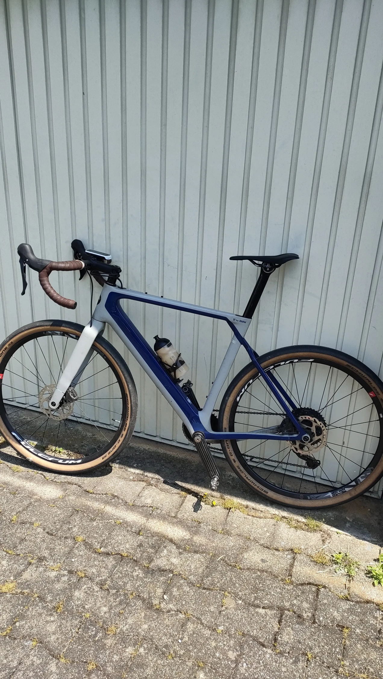 3t exploro bmw edition