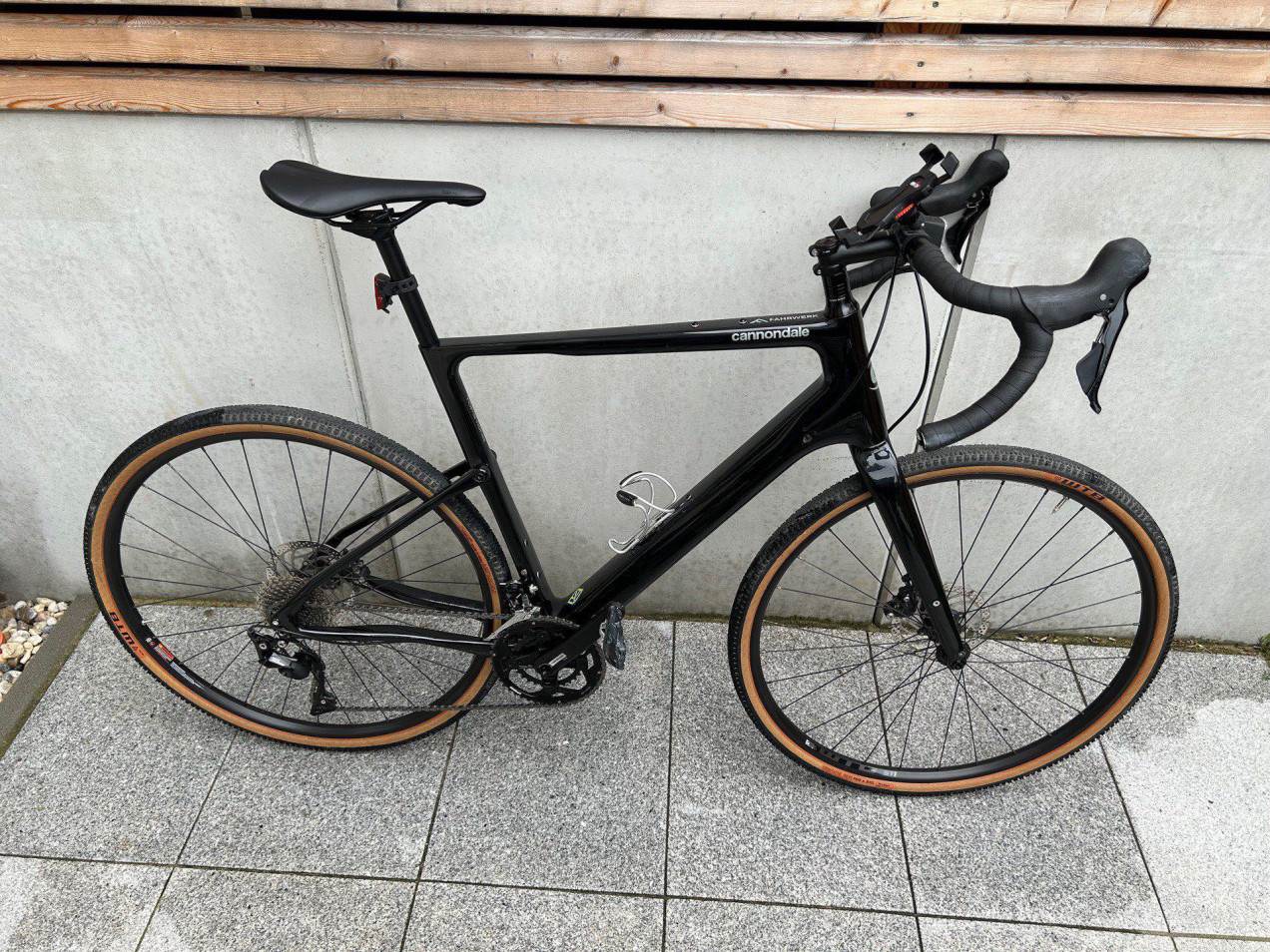 cannondale topstone carbon 105 bike