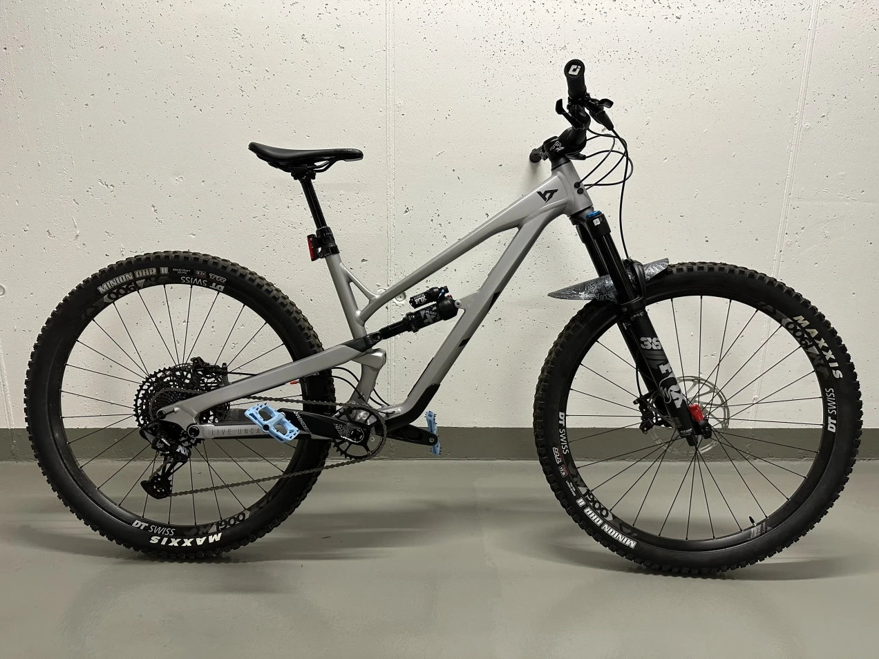 YT Industries Jeffsy CORE 2 29 used in l | buycycle