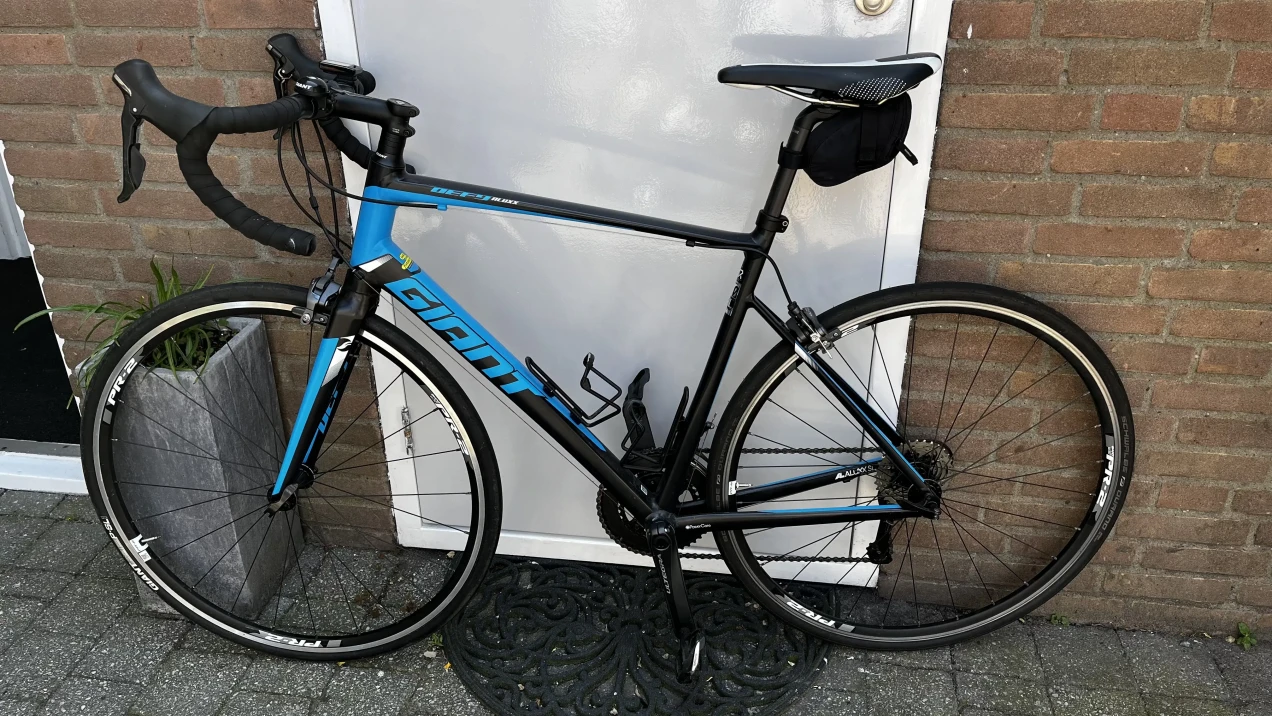 giant defy aluxx