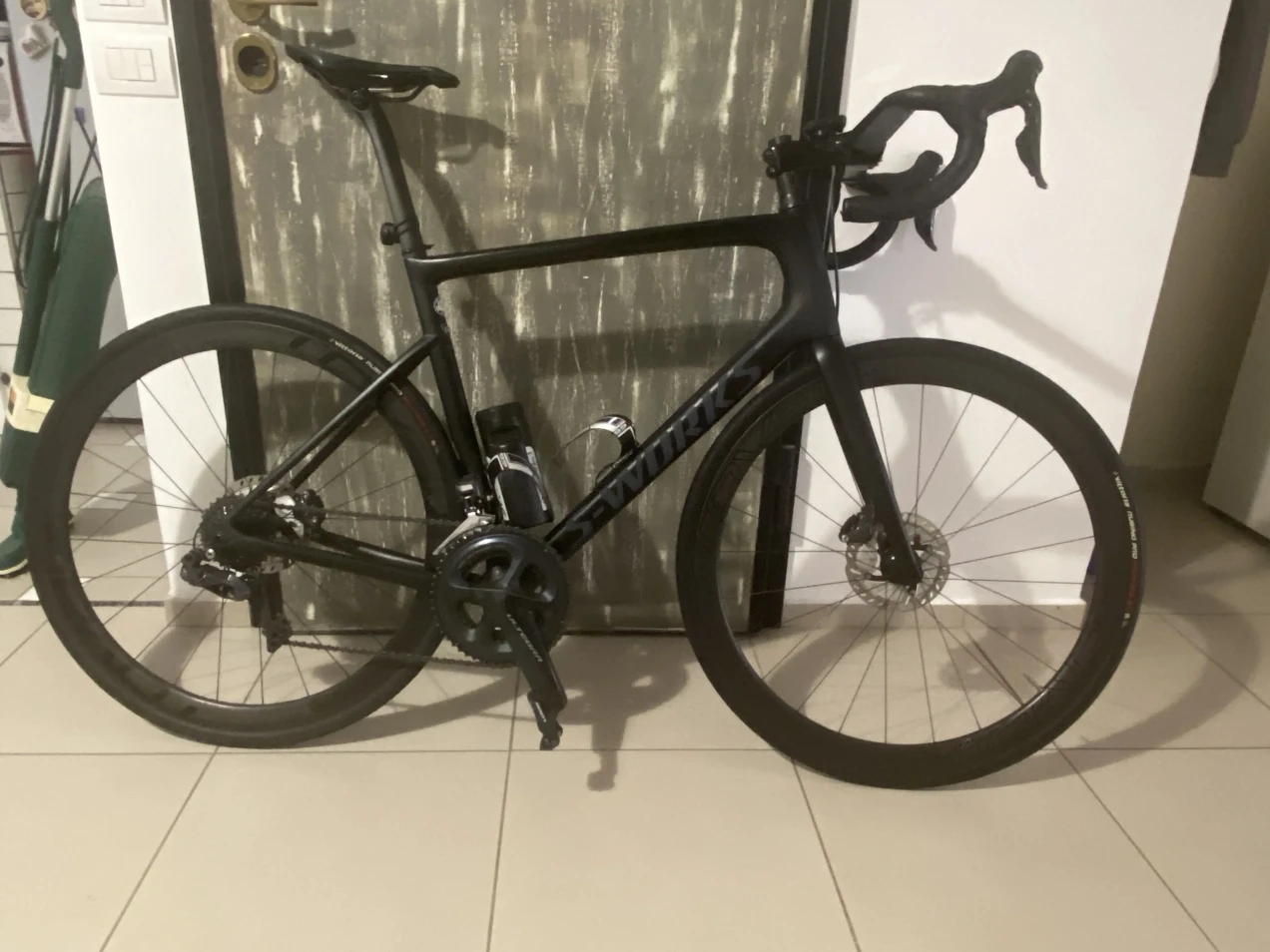 Specialized S-Works Tarmac SL6 Disc - Dura Ace Di2 gebruikt in XL | buycycle