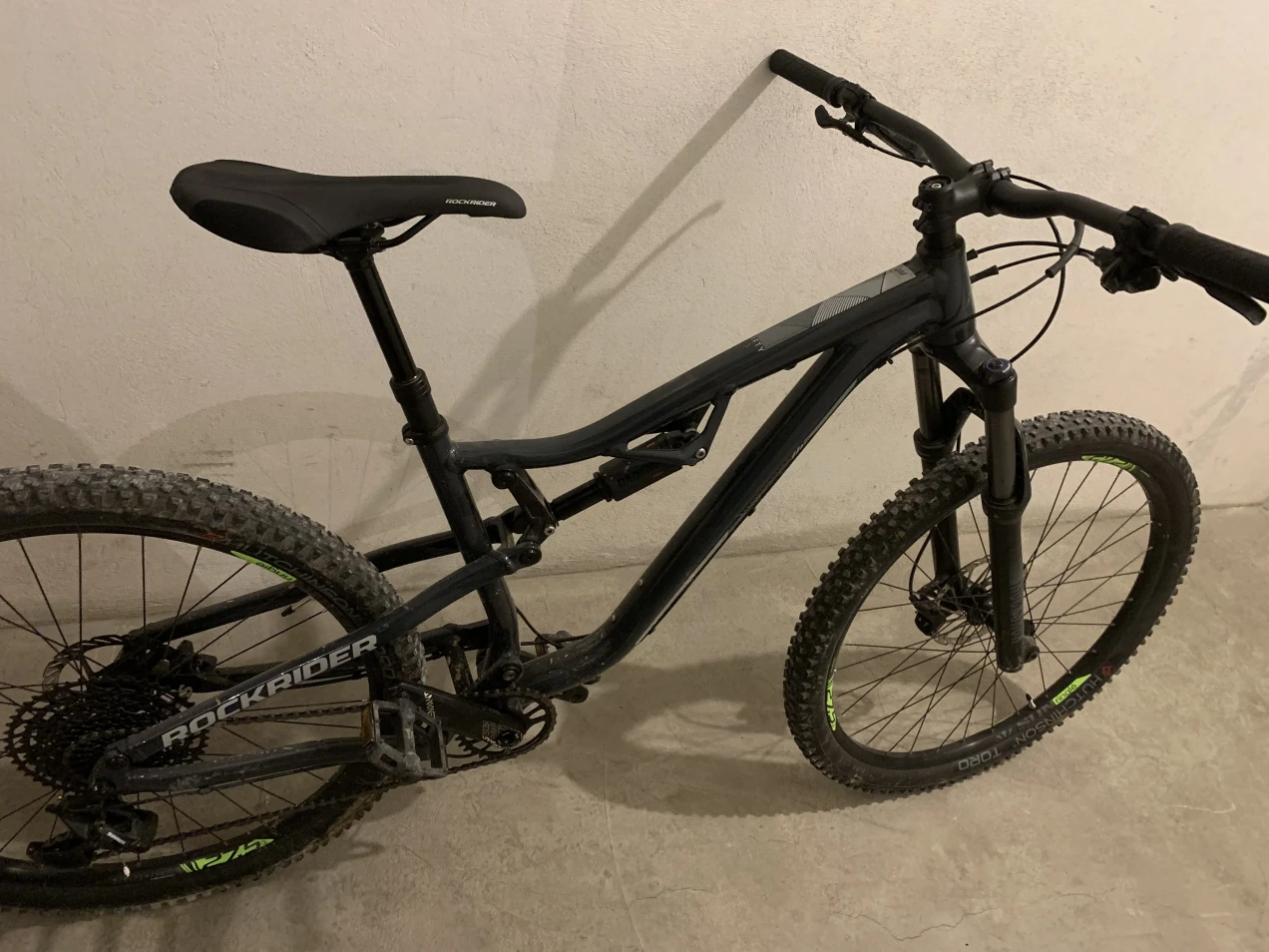 bike rockrider full suspension