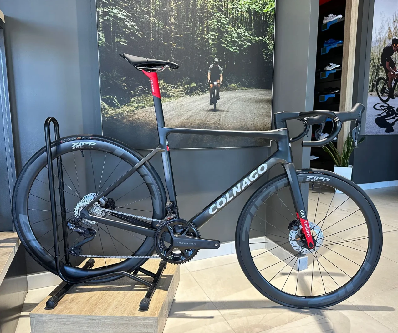 Colnago V4Rs ULTEGRA Di2 ZIPP 303s used in 51 cm buycycle