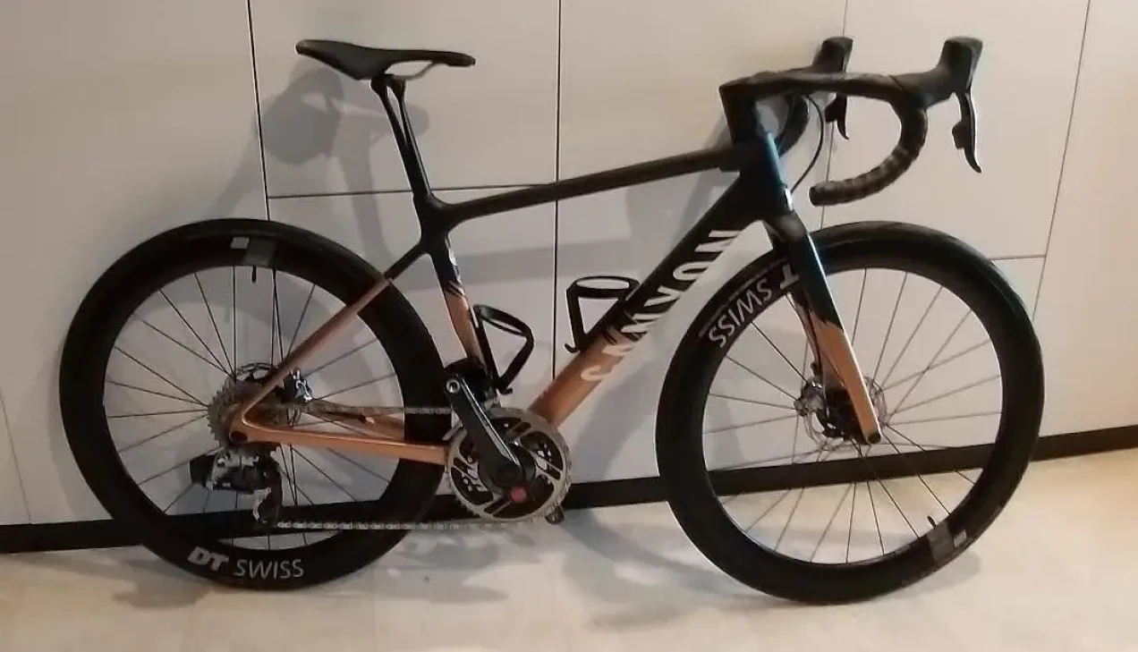 Canyon Ultimate Cf Slx Wmn Disc Sram Etap Fach Gr E S Gebruikt