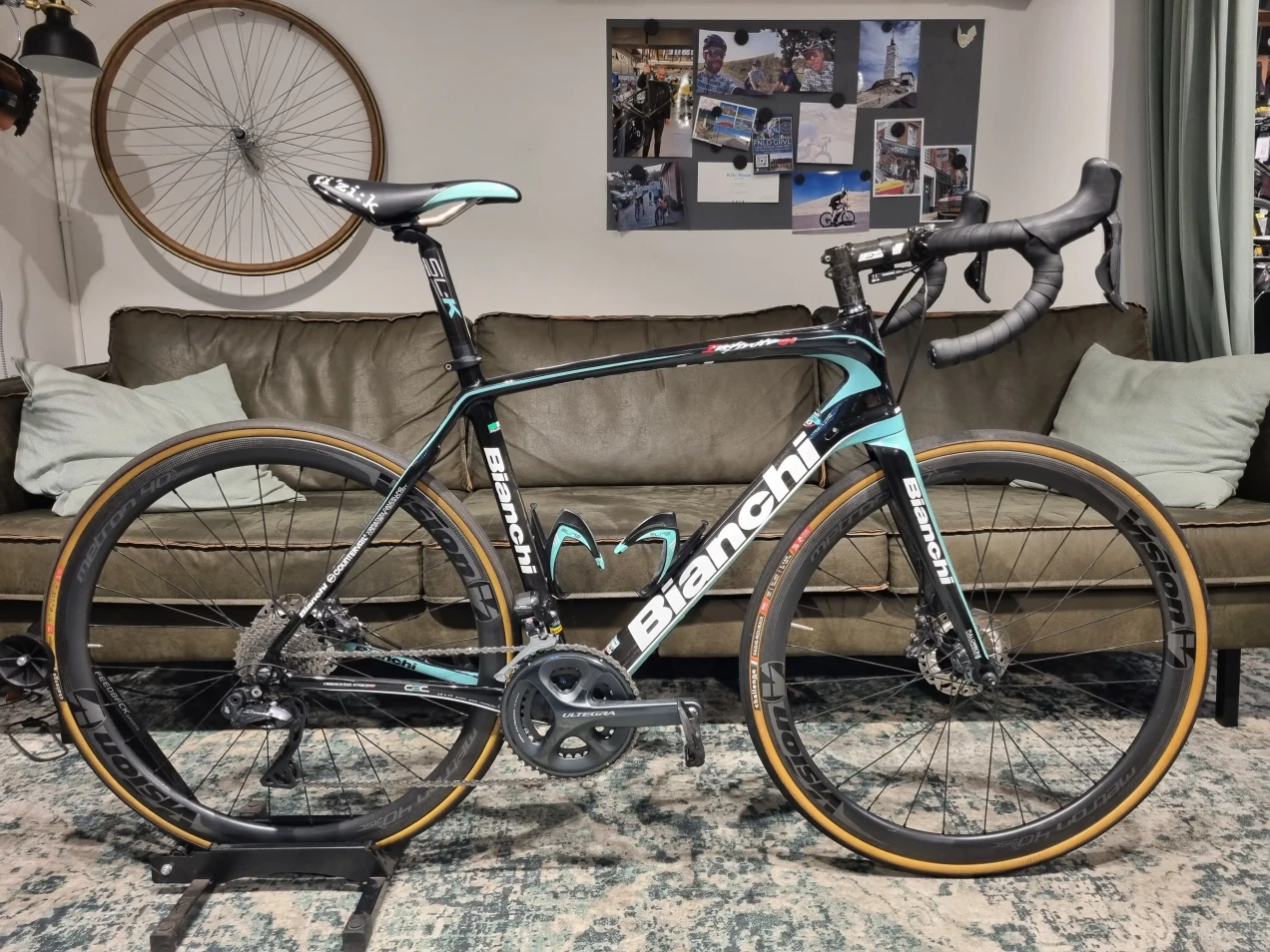 bianchi infinito cv ultegra di2 disc