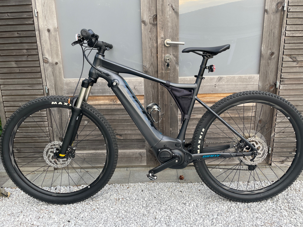 giant fathom ebike