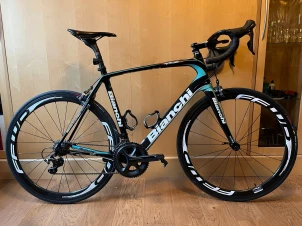 Bianchi Infinito CV Ultegra used in XL | buycycle
